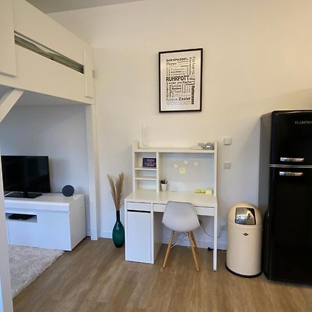 Schoene, Moderne Wohnung Mit Grosszuegiger Terasse Essen Exterior photo