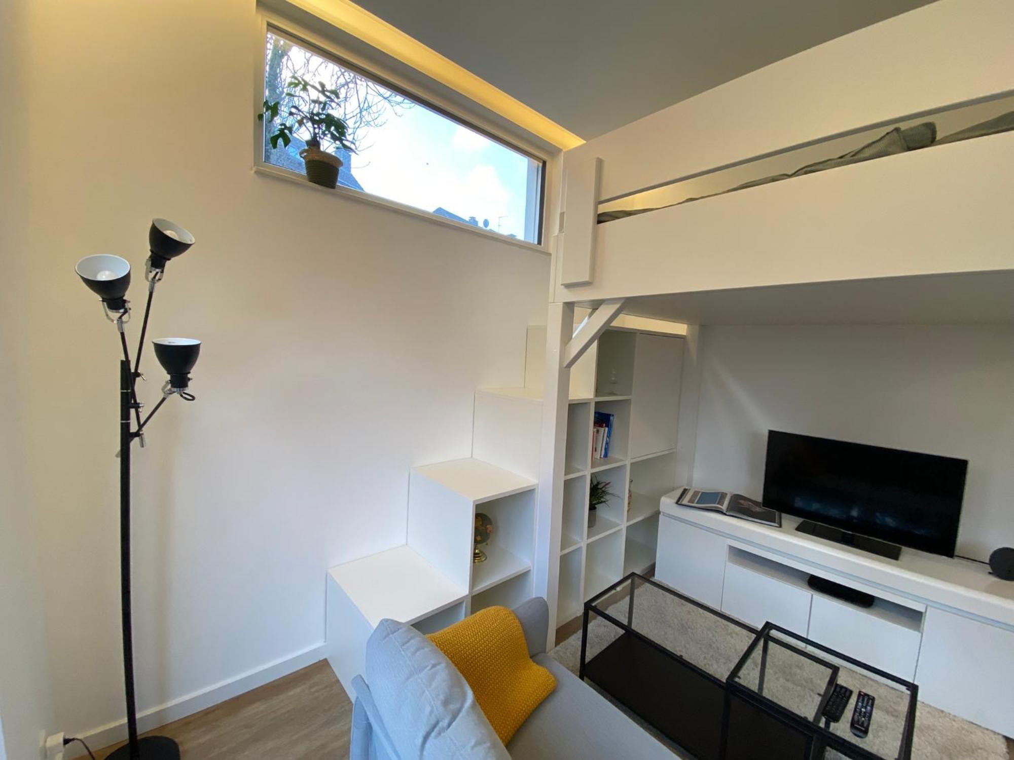 Schoene, Moderne Wohnung Mit Grosszuegiger Terasse Essen Exterior photo